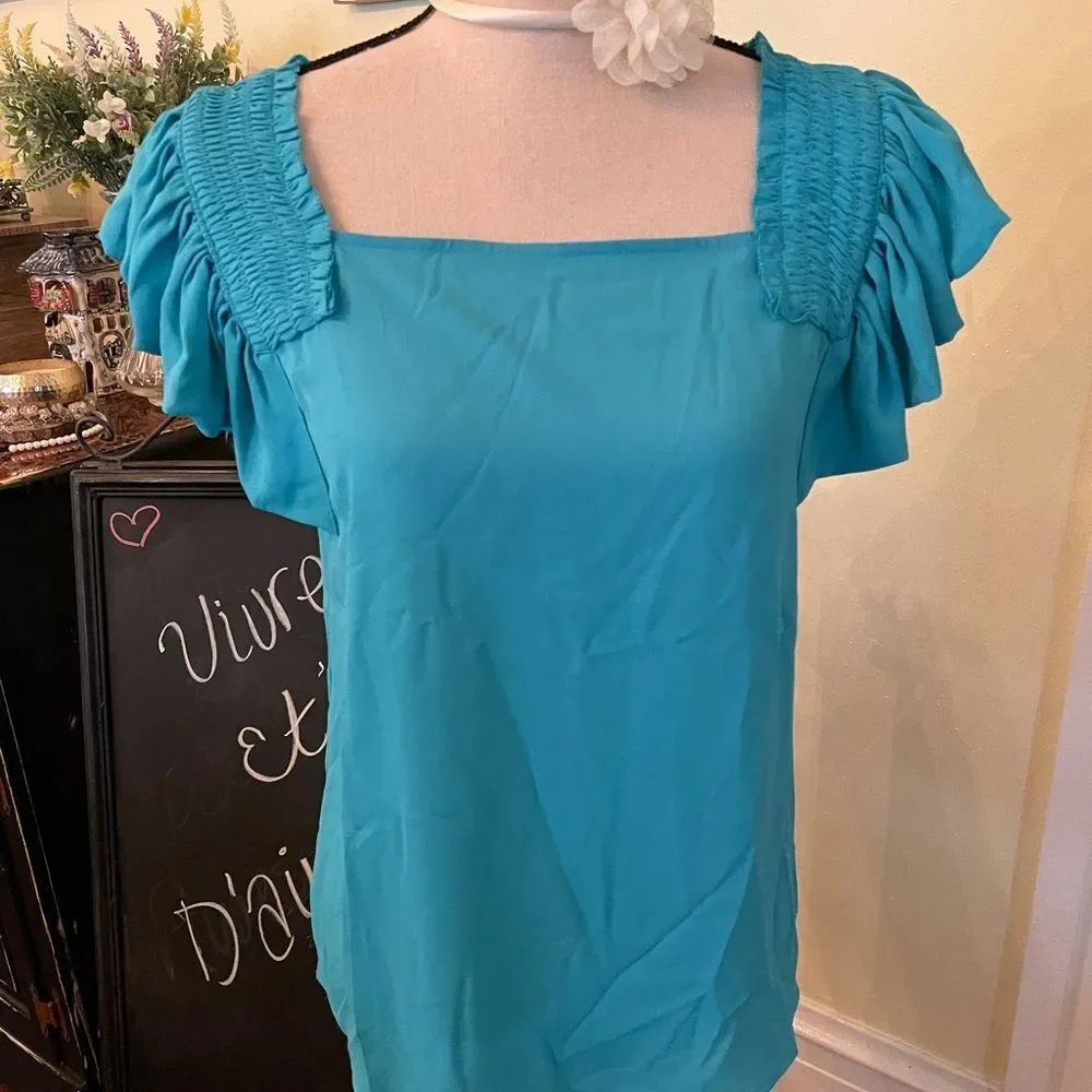 Gorgeous Teal Green Sz M Flounce Top NWT - Picture 2 of 8